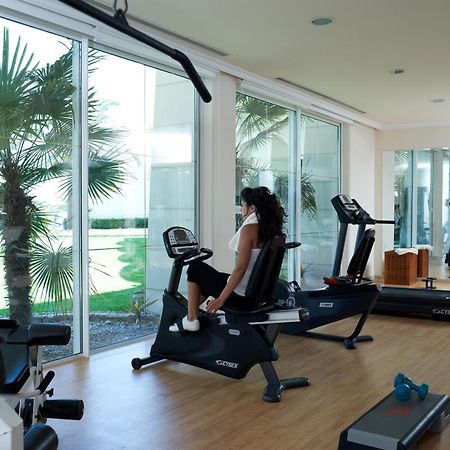 Rodos Palladium Leisure & Wellness Kallithea  Bagian luar foto The gym at the hotel