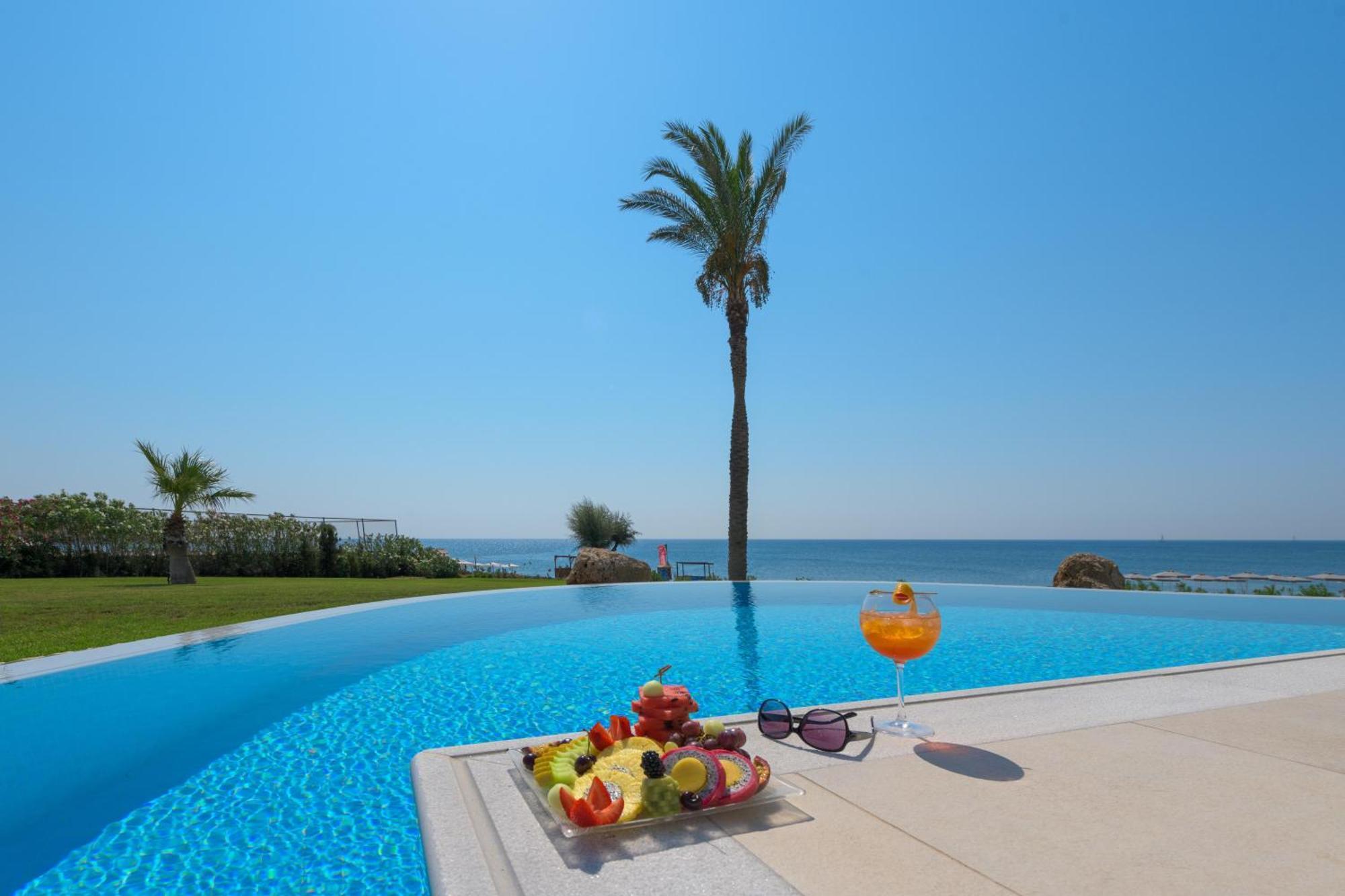 Rodos Palladium Leisure & Wellness Kallithea  Bagian luar foto Infinity pool
